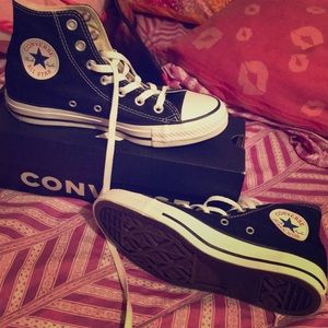 Brand new never worn all stars/ converse